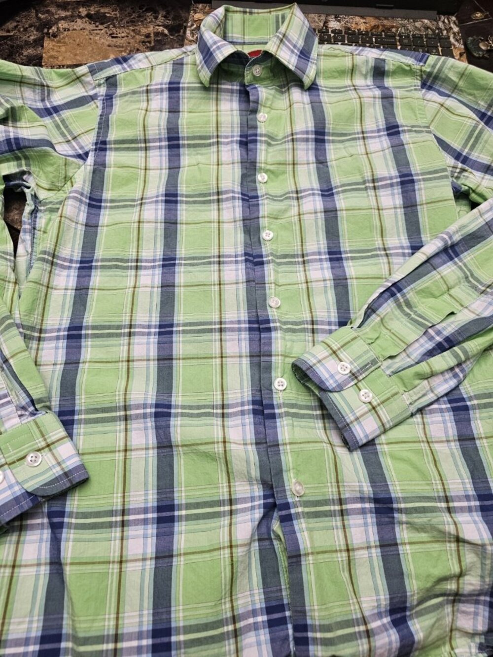 Saks Fifth Avenue Green Plaid Button Down Shirt Men's Size Small Long Sleeve